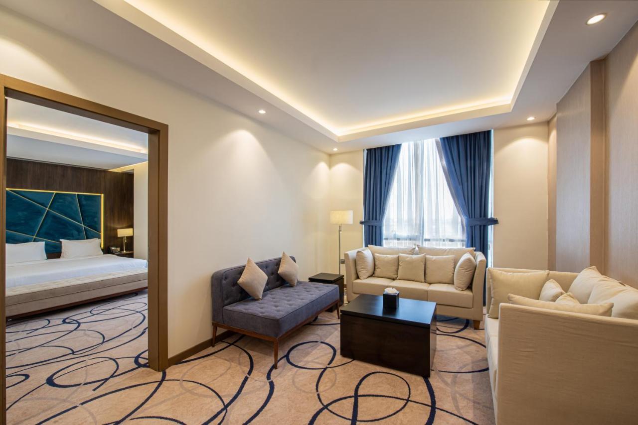 Warwick Riyadh Al Wezarat Ngoại thất bức ảnh