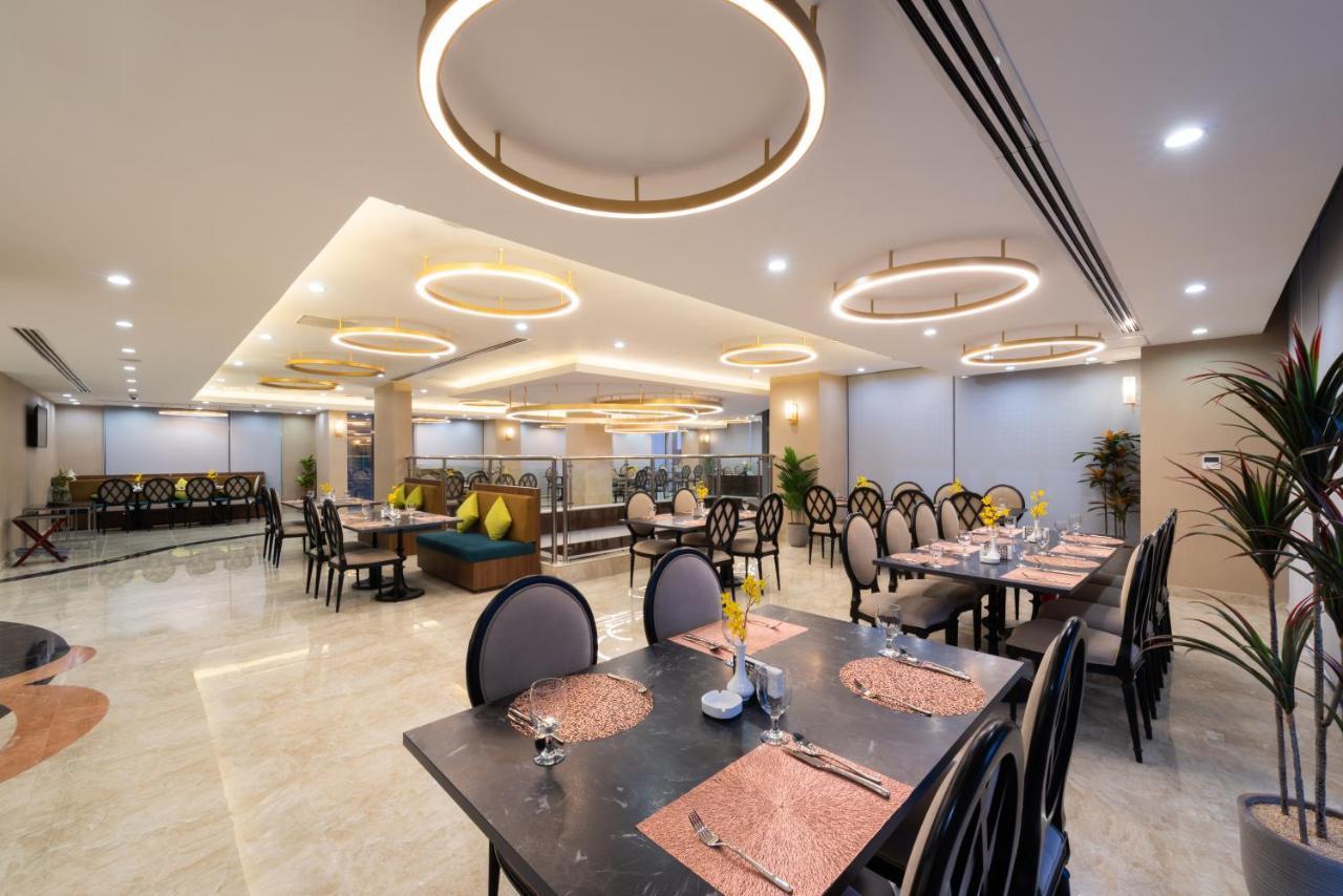 Warwick Riyadh Al Wezarat Ngoại thất bức ảnh