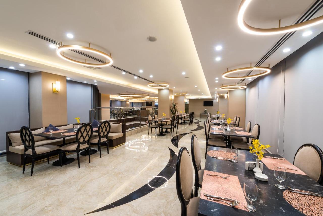 Warwick Riyadh Al Wezarat Ngoại thất bức ảnh